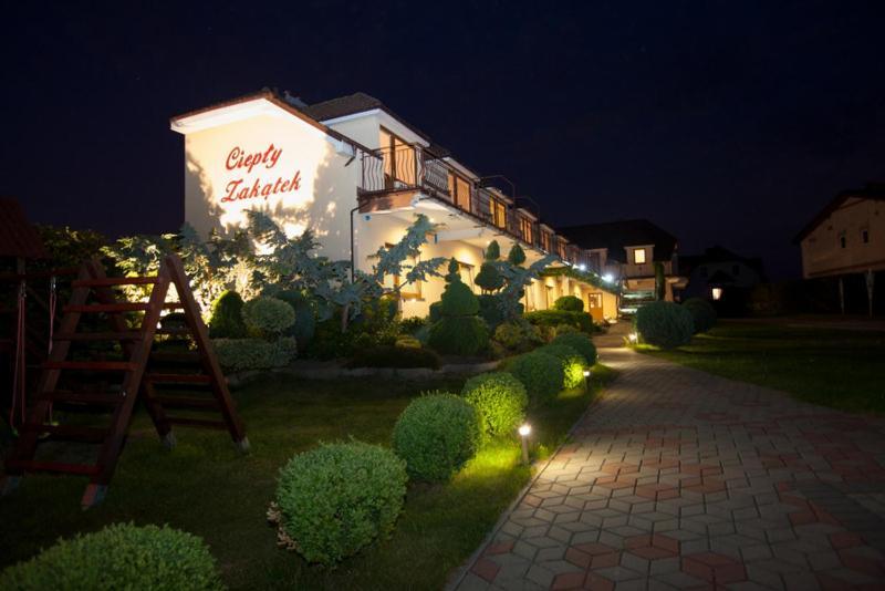 Cieply Zakatek Apartment Rewal Bagian luar foto